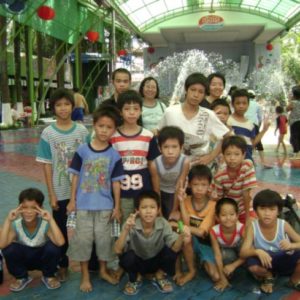 Vietnam Volunteering School Kids