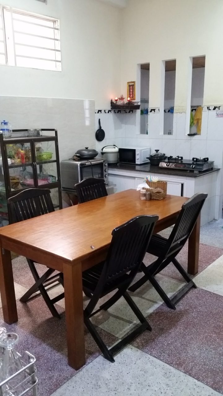 Volunteer House Da Nang Kitchen